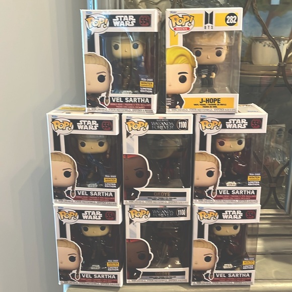8 POP collectible figurine’s - Picture 1 of 4